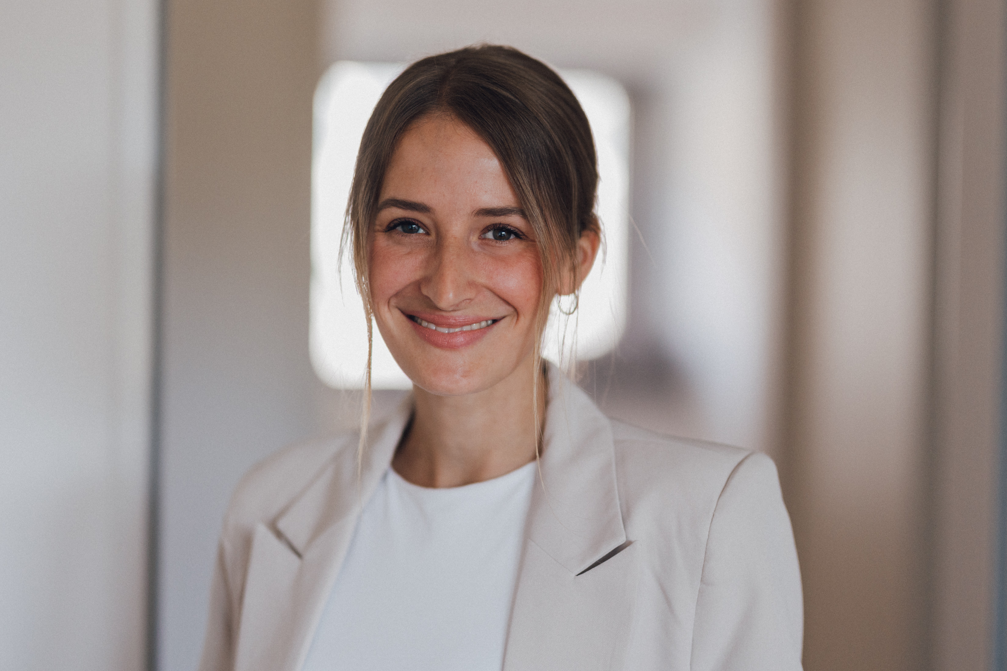 Teammitglied Janka in der Praxis Custers