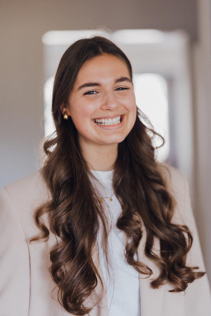 Teammitglied Luisa in der Praxis Custers